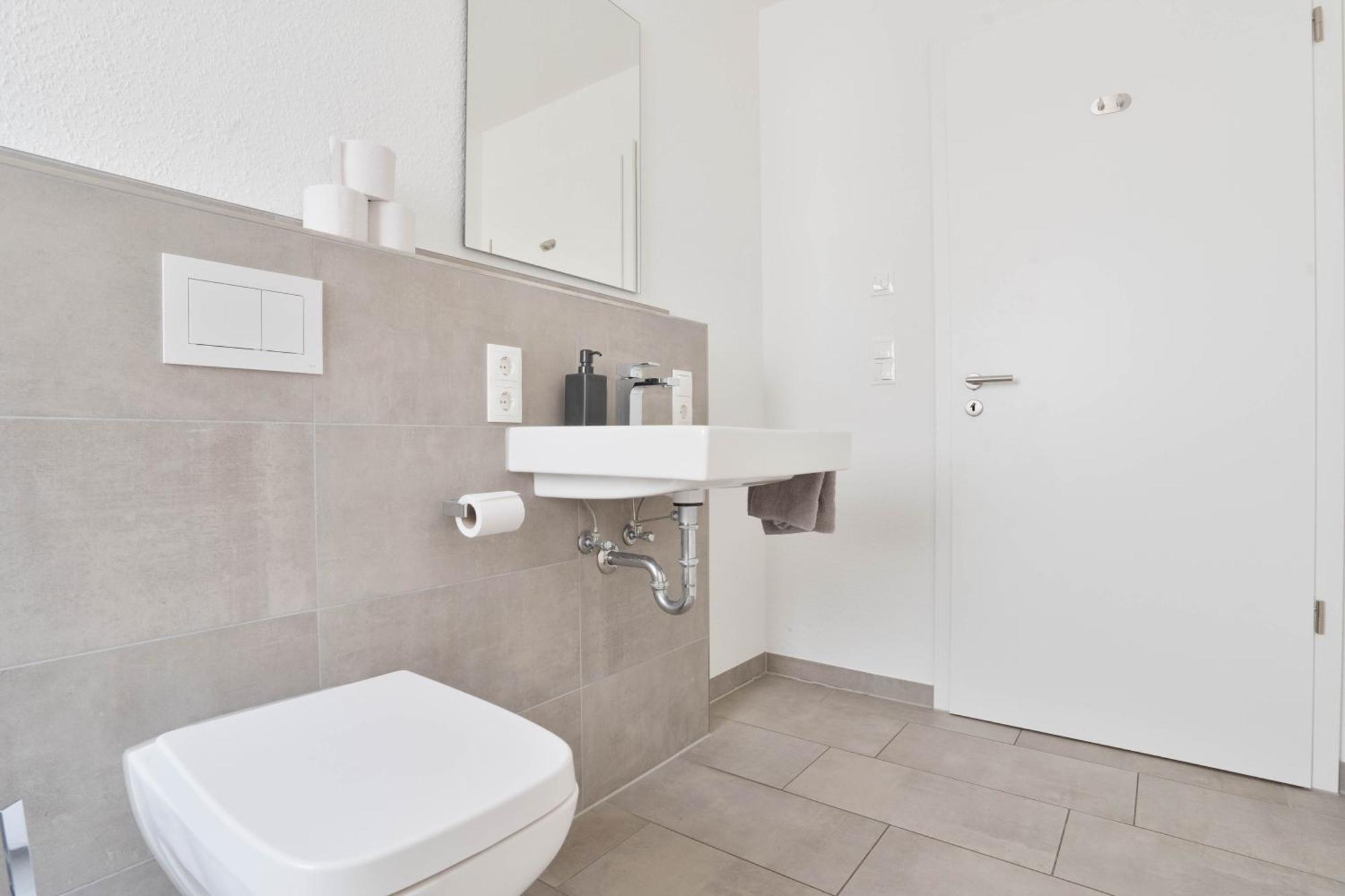 Moderne Apartments Im Herzen Von Osnabrueck I Private Tiefgarage I Home2Share Bagian luar foto