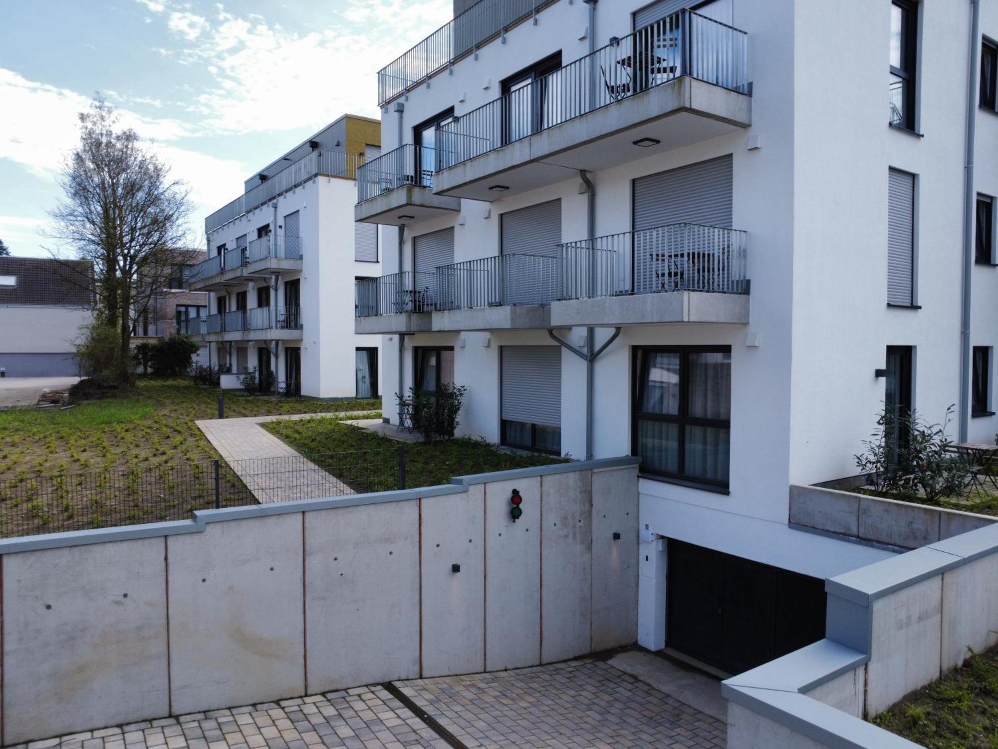 Moderne Apartments Im Herzen Von Osnabrueck I Private Tiefgarage I Home2Share Bagian luar foto